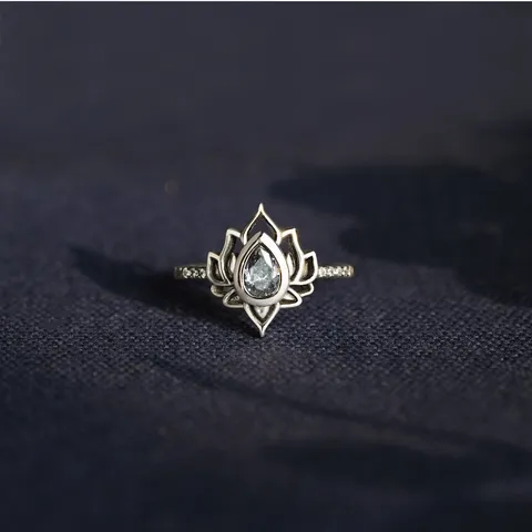 Stile Occidentale Lega Strass Floreale Goccia d'Acqua Anello Aperto Dito Moda Pendolare Geometrico Decorativo Gioielli Regalo Per Donna