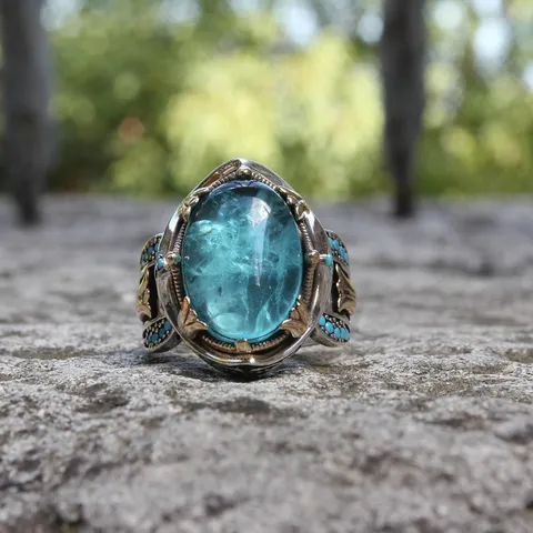Bague Anneau Gravé en Alliage Bicolore Vintage Avec Strass Géométrique Bleu Roi Accent Statement Bague pour Mariage Banquet Unisexe Bijoux Cadeau