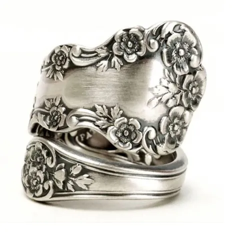 Anillo de Cuchara de Aleación Vintage con Flor para Mujer Gótico Oscuro Relieve Patrón Floral Ajustable Anillo Abierto Joyería de Moda