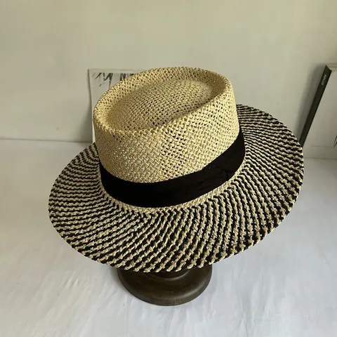 Vintage British Style Paper Straw Boater Hat For Women Flat Top Wide Brim Sun Protection Ribbon Bow Straw Beach Cap