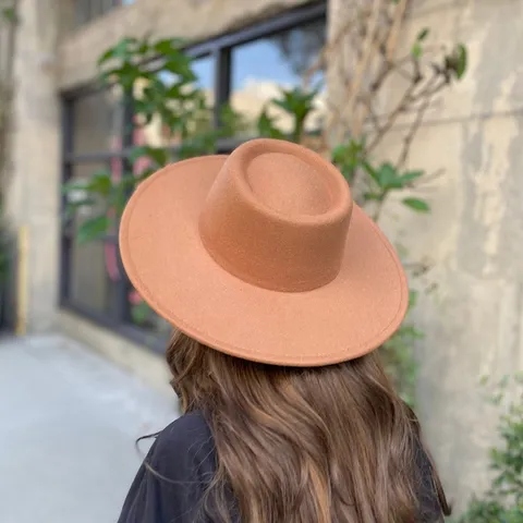 Unisex Brede Rand Fedora Hoed Vintage Britse Stijl Platte Bovenkant Wollen Vilt Jazz Pet Herfst Winter Effen Kleur Warme Zonnehoed