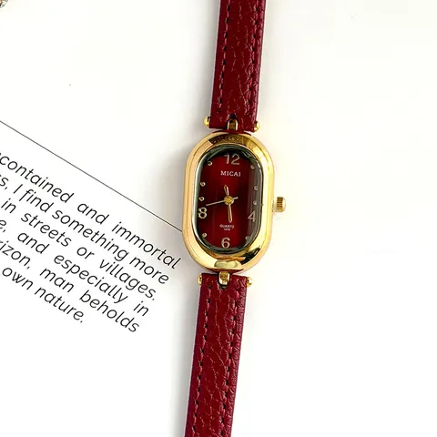 Montre Vintage à Cadran Ovale pour Femmes Mode Rétro Montre à Quartz Bracelet en Similicuir Montre Analogique Élégante