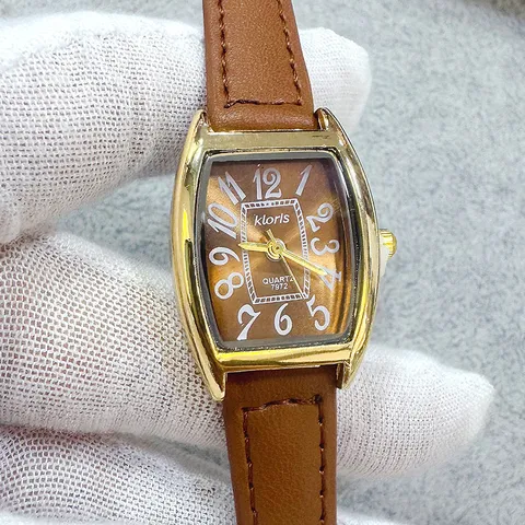 Vintage Tonneau Shape Women Analog Quartz Watch Alloy Case Faux Leather Band Classic Numeral Dial Wrist Watch For Ladies Daily Accessory