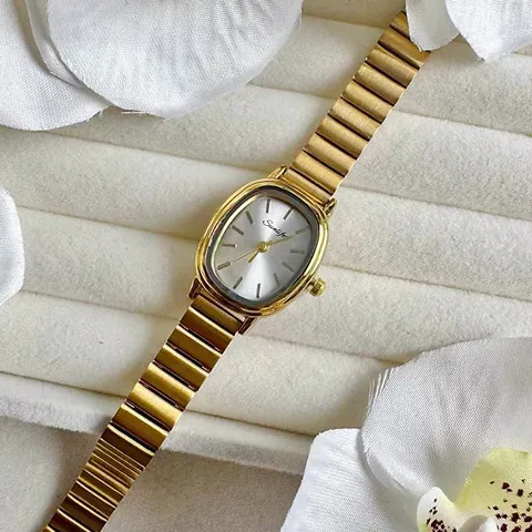 Élégante Montre Quartz Femme Boîtier Ovale Alliage Acier Inoxydable Bracelet Bambou Mode Luxe Pratique Aiguilles Montre Bracelet