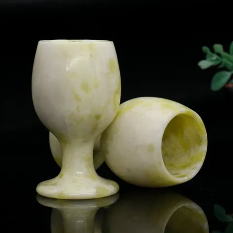 Natürlicher Jadestein Weinkelch Chinesischer Stil Handgefertigtes Quarzjade Weinglas Vintage Polierter Trinkbecher Für Heim Bankett Geschenk
