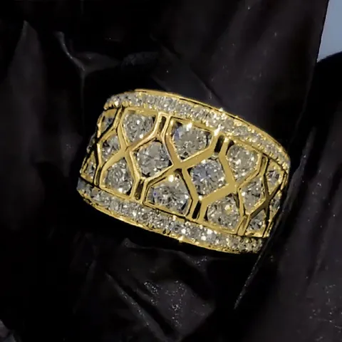 Exquisito Anillo Geométrico de Cobre para Mujer Lujo Zirconia Brillante Incrustado Anillo de Dedo Moda Regalo de Joyería de Fiesta