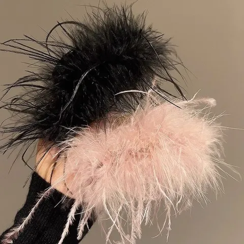Ostrich Feather Hair Claw Clip Sweet Ins Style Shark Clip Back Of Head Hair Accessories For Women Girls Hair Styling