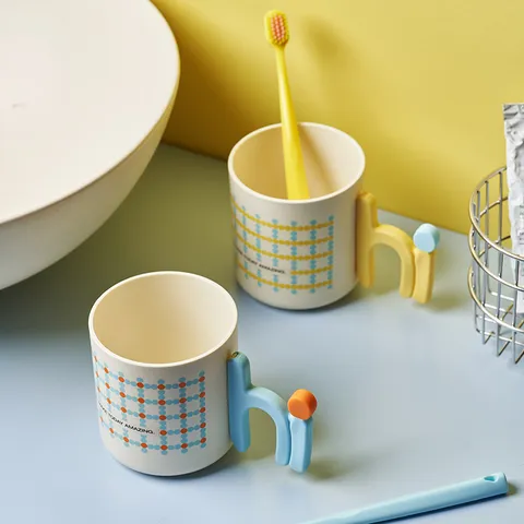 Creative Plastic Mouthwash Cup Cute Polka Dot Toothbrush Holder Couple Water Cup Household Drinking Cup