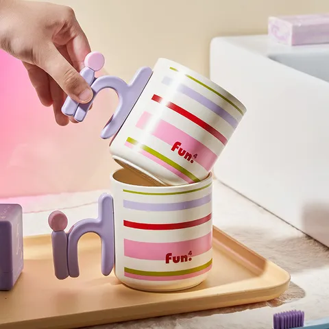 Bicchiere Collutorio in Plastica Famiglia Coppia Tazza Spazzolino Manico a Righe Creativo Tazza da Lavaggio Bicchiere da Bagno