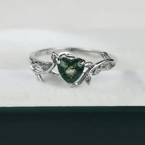 Anillo de Corazón de Cobre Con Strass Dulce Diseño de Nicho Rama Entrelazada Anillos de Banda Regalo de Día de San Valentín para Mujeres Joyería Elegante