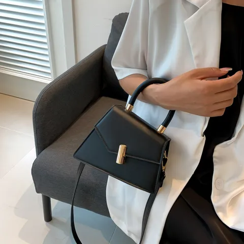 Sac Bandoulière Minimaliste en Cuir PU avec Poignée Supérieure Mode Couleur Unie Fermoir Métallique Sac à Main Femme