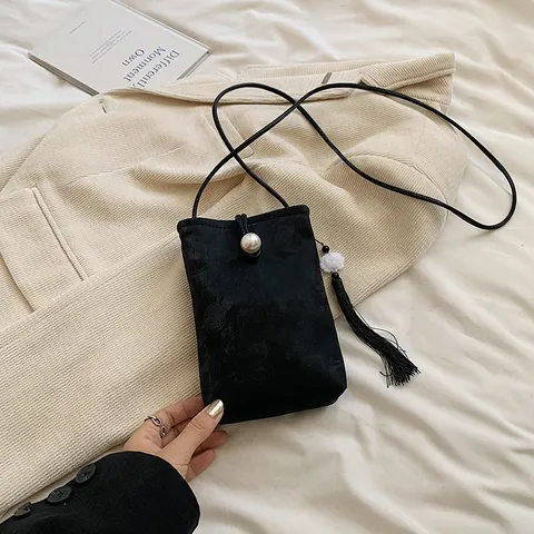 Nouveau Style Chinois Femmes PU Cuir Bandoulière Téléphone Sac Boucle Perle Pendentif Gland Petit Carré Sac Casual Épaule Sac
