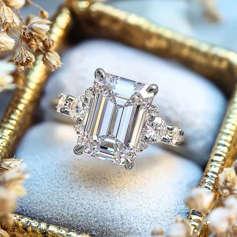 Anillo de Circonia Cuadrado Geométrico Estilo Corte Real Vintage para Mujer Chapado en Oro Plata Corte Esmeralda Lujoso Anillo de Cobre Joyería