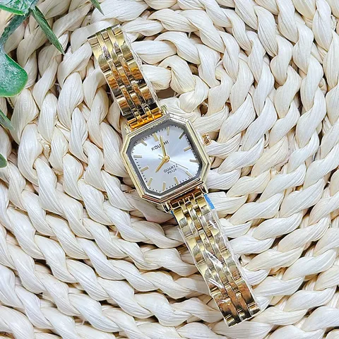 Vintage Gold Alloy Stainless Steel Strap Quartz Watch Niche Luxury Square Dial Pointer Display Waterproof Clock Gift For Women