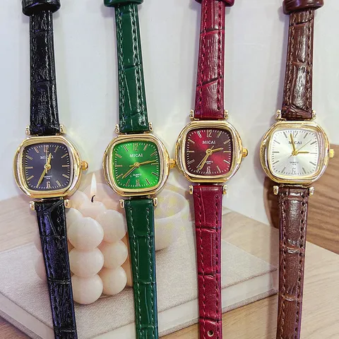 Vintage Quadratische Quarzuhr Legierung Gehäuse Lederarmband Elegant Retro Stil Armbanduhr Für Damen Akademie Preppy Stil Schmuck Geschenk