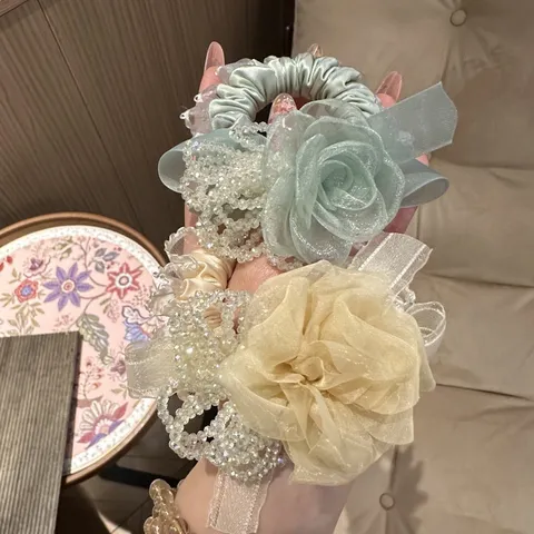 Korean Style Flower Scrunchie Sweet Girlish Hair Tie Lace Trim Pleated Satin Hair Band With Rhinestone Crystal Beads For Women