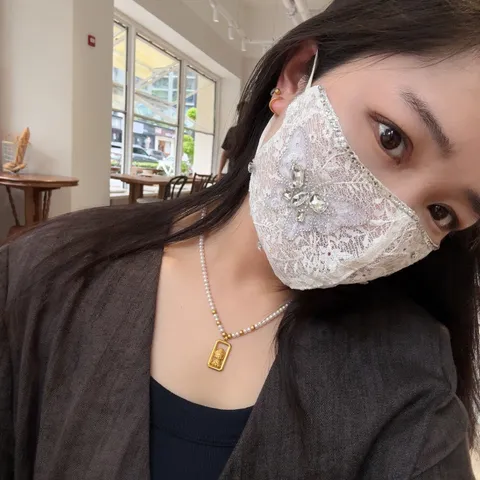 Korean Luxury Rhinestone Lace Breathable Face Mask Veil Shiny Butterfly Decorative Veil Half Face Masquerade Cover For Women Party Jewelry