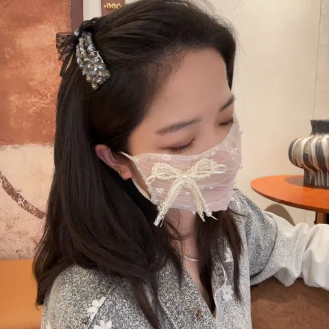 Elegant Lace Face Veil With Artificial Pearl Bowknot Decoration Sweet Sunshade Half Face Decorative Mask For Women Party