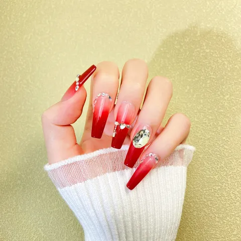 Uñas Postizas Hechas a Mano Degradado Borgoña Largas Falsas Uñas Strass Set de Uñas Artificiales con Kit de Herramientas