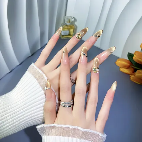 Uñas Postizas Press On Hechas a Mano Lujo Oro Nude Degradado Ojo de Gato Gema Estrás Conjunto de Uñas Postizas Largas