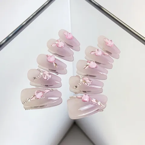 Uñas Postizas Hechas a Mano Dulce Cool Diamante Rosa Degradado Largas Ovaladas de Acrílico Con Lazo de Strass Set de Arte de Uñas Diario