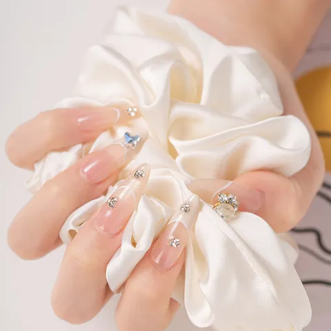Uñas Postizas Press-On Largas de Almendra Hechas a Mano Degradado Nude Uñas Postizas Con Estrass Lazo Corazón Kit Reutilizable Para Mujeres