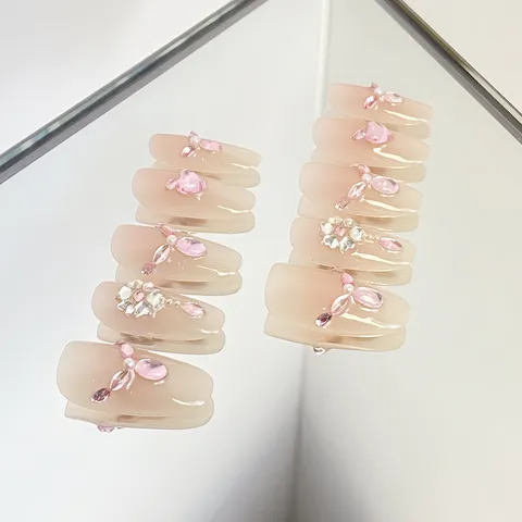 Uñas Postizas Press On Hechas a Mano Lindo Corazón Diamante de Imitación Uñas Falsas Reutilizables Estilo Princesa Francesa Consejos de Arte de Uñas Para Fiesta de Mujeres