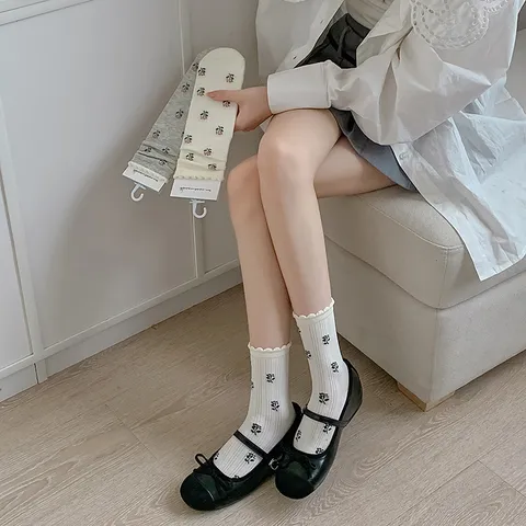 Women's Spring Summer Mid Tube Socks Sweet Floral Lace Ruffle Trim Breathable Cotton Blend Fashion Daily Hosiery