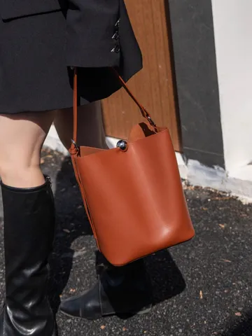 Genuine Leather Bucket Bag For Women Large Capacity Casual Shoulder Crossbody Bag Urban Minimalist Commuting Handbag