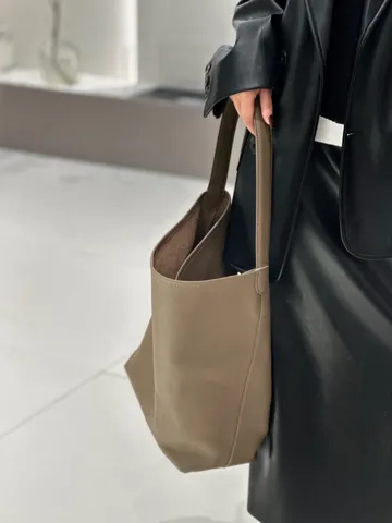 Borsa Tote in Vera Pelle Grande Capacità Borsa a Tracolla da Lavoro Donna Borsa Secchiello Minimalista Pelle di Mucca di Alta Qualità
