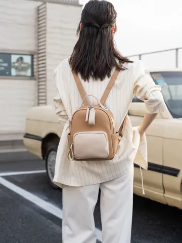 Piccolo Zaino in Vera Pelle da Donna Retro Minimalista Blocco di Colore Splicing Borsa da Viaggio Commuter Casual Daypack