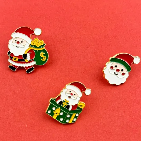 Weihnachten Thema Metall Emailliert Brosche Pin Süß Weihnachtsmann Schneemann Rentier Cartoon Abzeichen Festlich Schmuck Geschenk