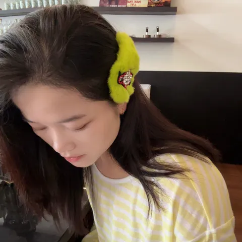 Pince à Cheveux en Peluche Garni de Strass Manchot Luxe Barrettes Animal Paillettes Doux Mignon Accessoires Cheveux pour Femmes Filles
