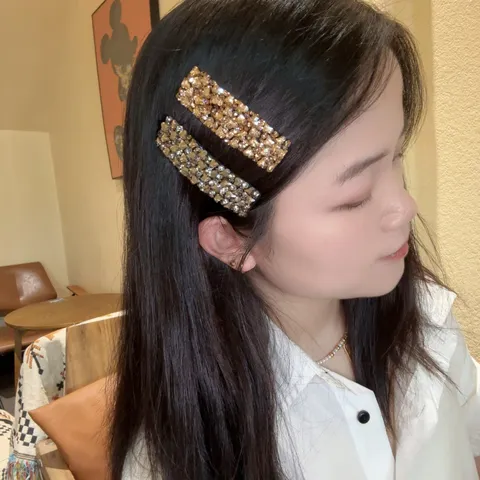 Pince à Cheveux en Alliage de Strass Brillant de Style Coréen Doux Cœur Géométrique Plein de Cristal Pavé Barrette Latérale pour Femmes Accessoires de Cheveux Quotidiens