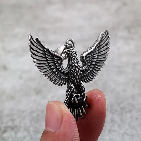 Vintage 304 Stainless Steel Eagle Pendant Necklace For Men Women Punk Biker Double Sided Texture Eagle Rhinestone Pendant Gothic Viking Jewelry Gift