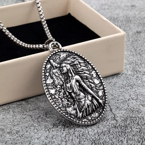 Vintage Stainless Steel Indian Chief Portrait Oval Pendant Necklace For Men Western Tribal Totem Double Sided Charm Polished Jewelry Gift
