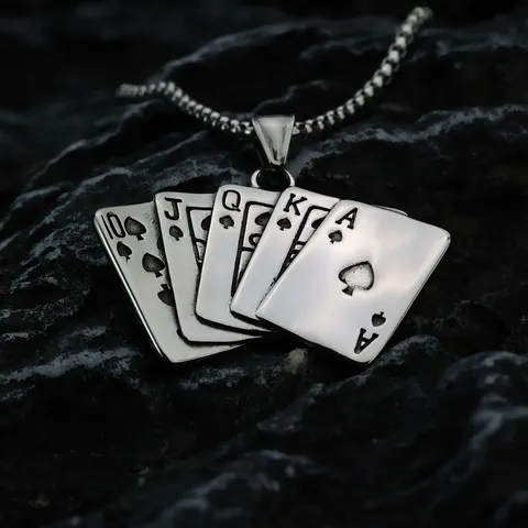 Vintage Stainless Steel Poker Royal Flush Pendant Necklace For Men Retro Punk Style Silver Color Playing Cards Pendant Jewelry Gift
