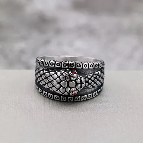 Vintage Stainless Steel Snake Pattern Ring Unisex Gothic Punk Rhinestone Accent Geometric Band Ring For Men Women Party Jewelry Gift