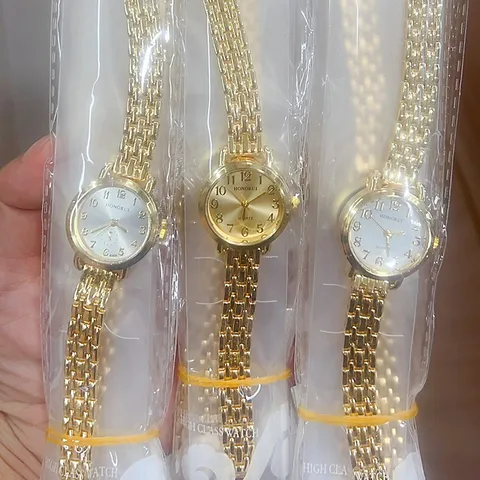 Montre à Quartz en Alliage Mode Femme Cadran Numérique Élégante Fine Chaîne en Métal Bracelet Montre-Bracelet Boîtier Rond
