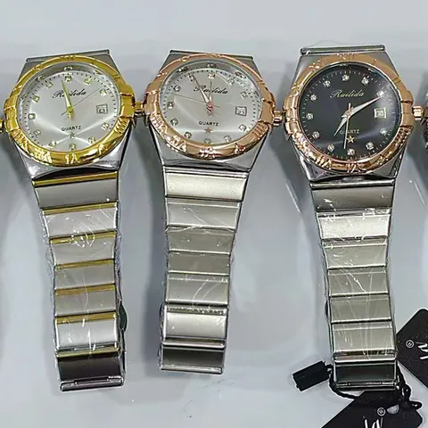 Montre à Quartz Mode en Acier Inoxydable Alliage Avec Calendrier Affichage Analogique Accents Strass Bracelet Métallique Horloge Élégante pour Couples