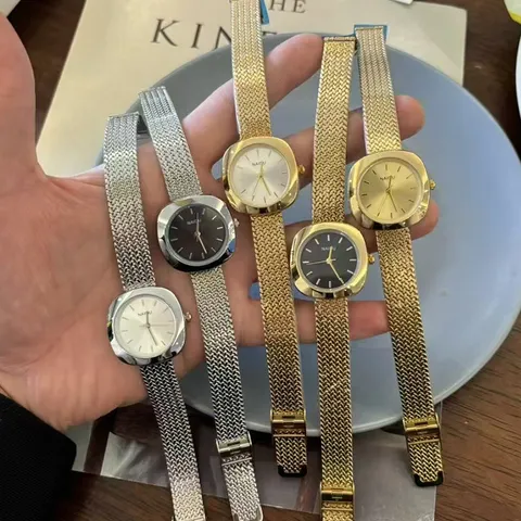 Montre à Quartz Carrée Vintage pour Femme Boîtier en Alliage de Luxe Bracelet en Maille d'Acier Inoxydable Chic Montre