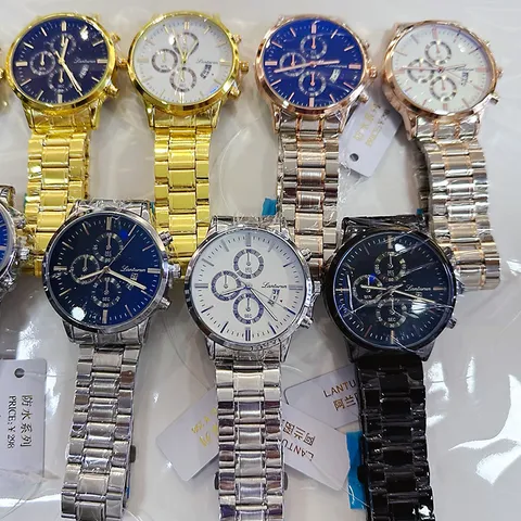 Montre à Quartz pour Hommes Grand Cadran Affaires Alliage Bracelet en Acier Inoxydable Montre-Bracelet Ronde Avec Calendrier Imperméable