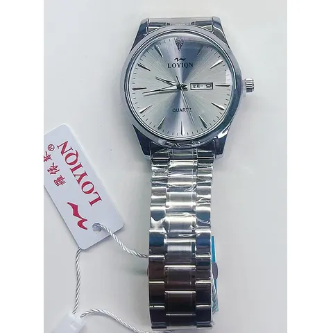 Reloj de Cuarzo LOYIQN para Hombre Correa de Acero Inoxidable Impermeable Luminoso Doble Calendario Moda de Negocios