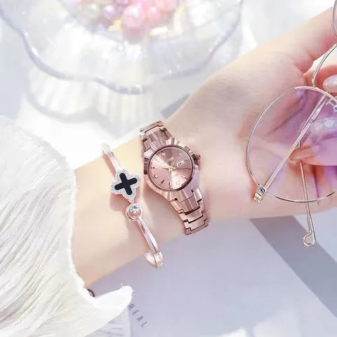 Elegante Quarzuhr Für Damen Leuchtende Wasserdichte Metalllegierung Armbanduhr Minimalistisches Strass Zifferblatt Doppelkalender Zeiger Typ Kettenschiff Mode Relogio Feminino