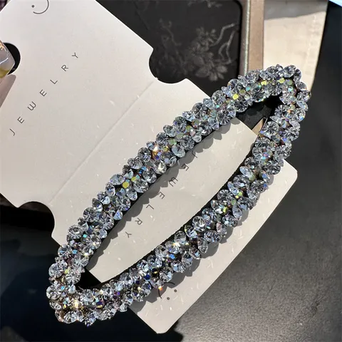 Pince à Cheveux Ovale Ajourée en Strass Style Coréen Douce Brillante Épingle à Cheveux Latérale en Cristal Coiffure pour Femmes Filles Bijoux