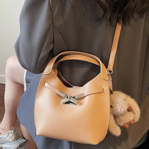 Women PU Leather Bucket Bag Minimalist Casual Commuter Single Shoulder Crossbody Handbag With Metal Lock