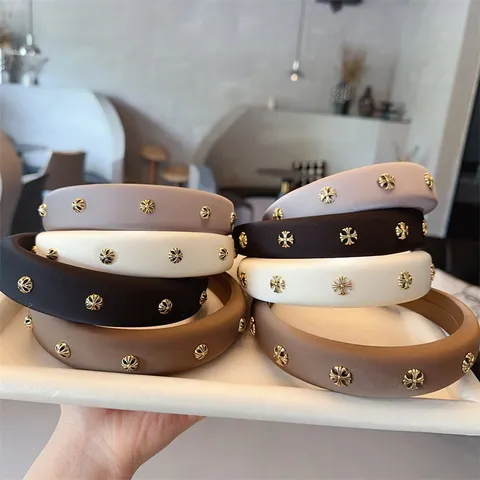 Vintage Punk Wide Fabric Headband With Alloy Cross Rivets Thickened Solid Color Hair Band Holiday Styling Decorative Headwear For Women