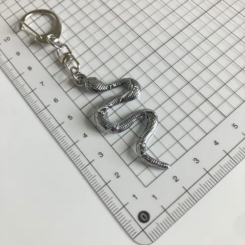 Punk Metal Kobra Schlüsselanhänger Anhänger Legierung Kreative Tier Schlüsselring Silber Bunt Herren Schmuck