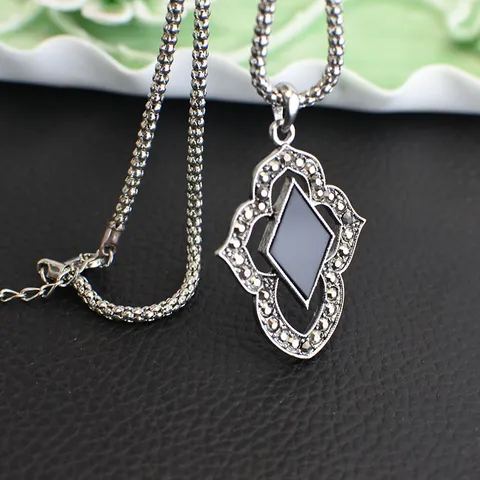 Retro Ethnic Style Thai Silver Alloy Necklace Women Long Sweater Chain With Rhinestone Pendant Fashion Jewelry Gift