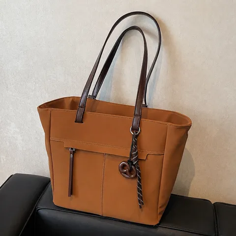 Women Large Capacity Tote Bag Retro Casual Commuter Shoulder Bag Multifunctional Convertible Backpack PU Leather Handbag